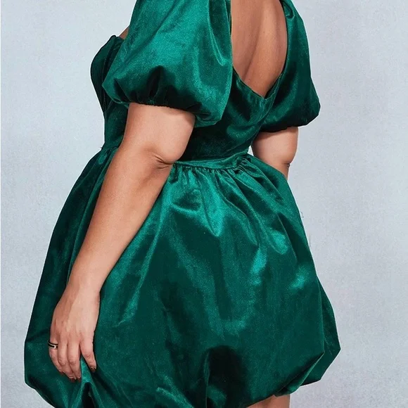 PrettyLittleThing Green Puff Sleeve Mini Dress - Picture 2 of 5